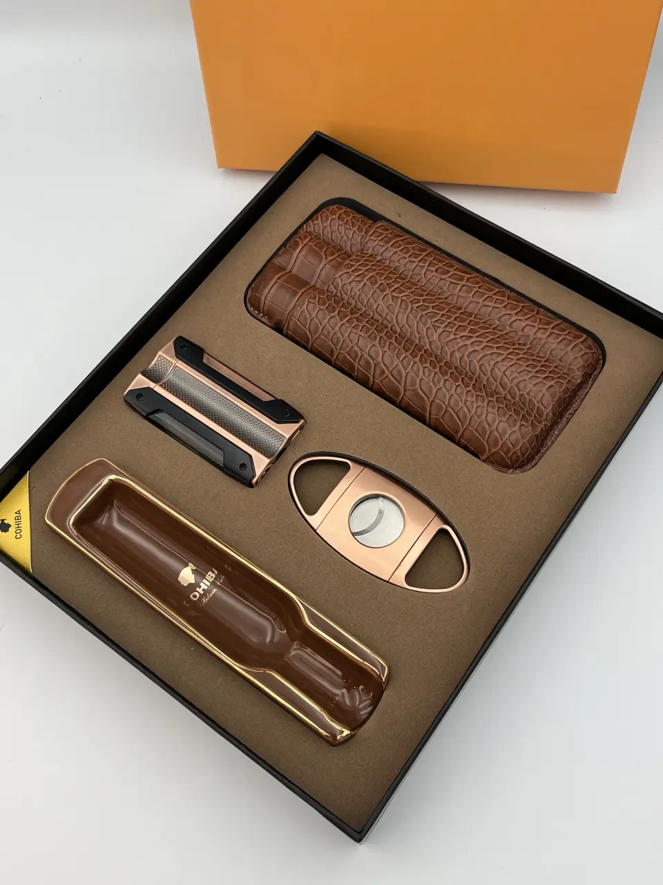 Cohiba Dörtlü Bakır Puro Seti CST0310