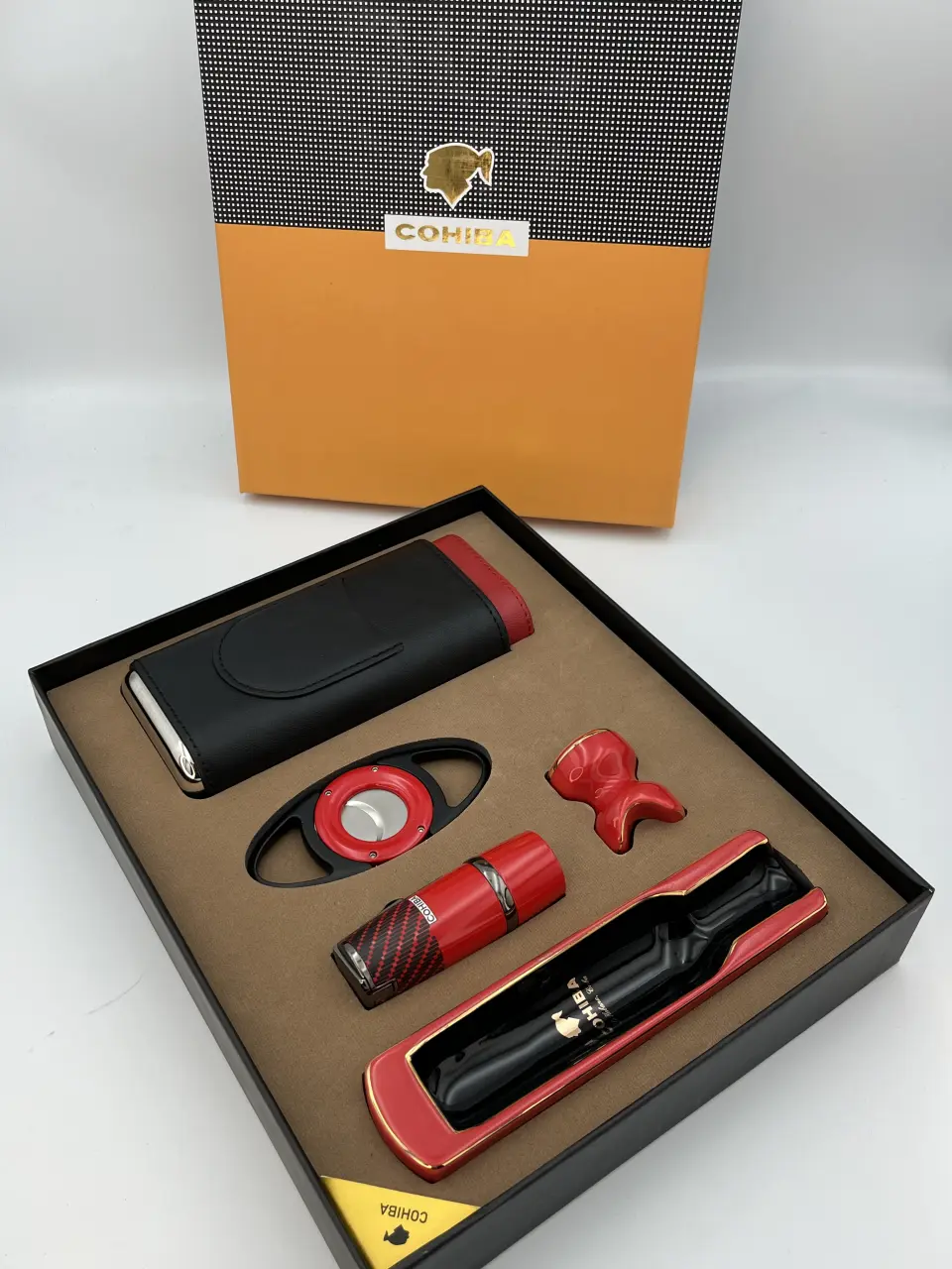 Cohiba Beşli Kırmızı Puro Seti CST0314