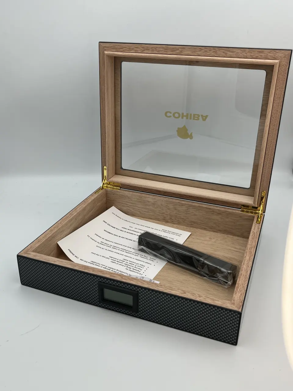 Cohiba Siyah Karbon Desenli Sedir Humidor Puro Kutusu